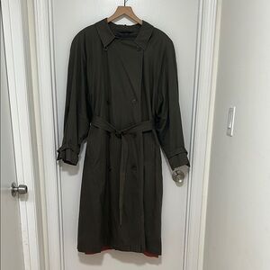 KENNETH BARNARD | Vintage Green Trench